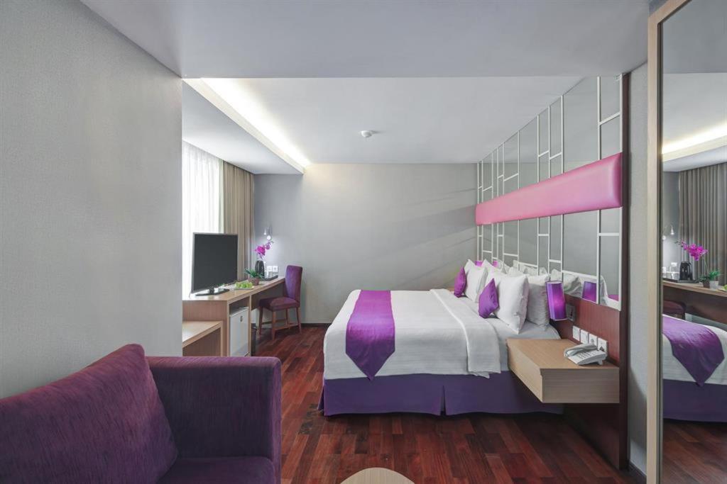 Hotel Quest Darmo - By Aston