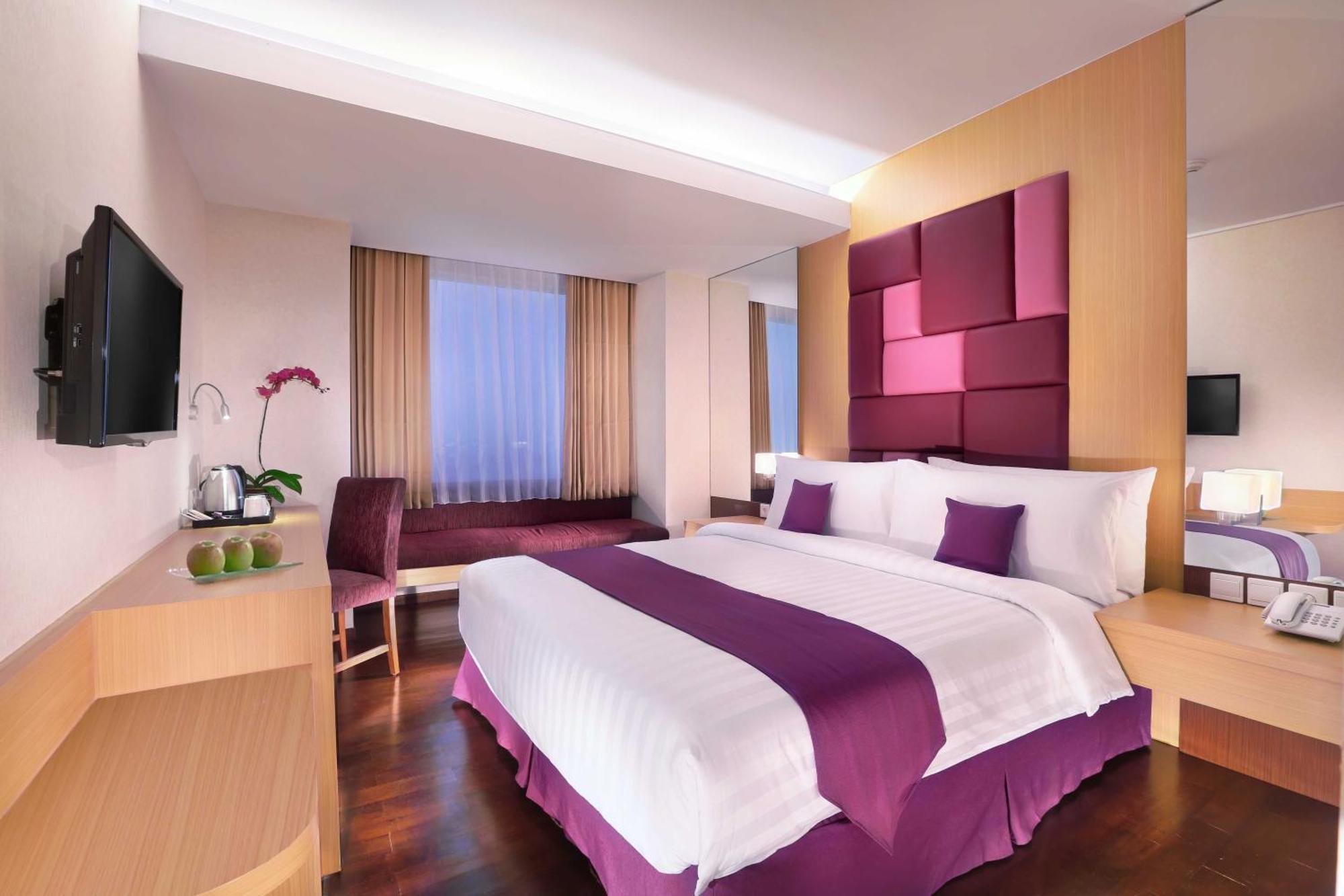 Quest Darmo - By Aston Hotel