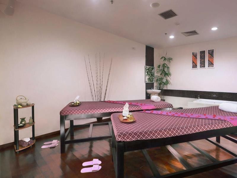 Quest Darmo - By Aston 3* Surabaya